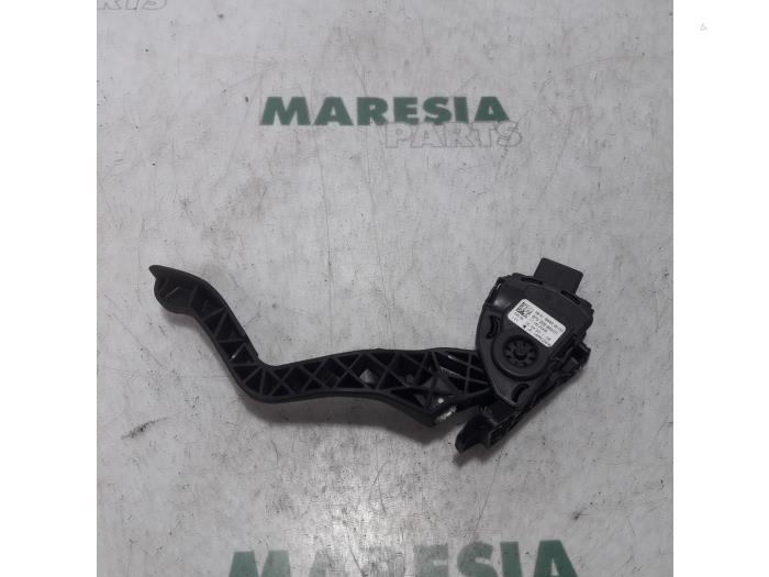 Gaspedalposition Sensor van een Peugeot 207 SW (WE/WU) 1.4 16V Vti 2009