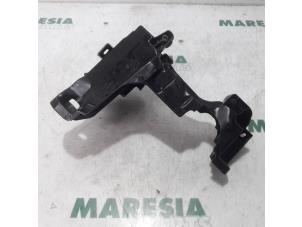 Used Support (miscellaneous) Fiat Scudo (270) 2.0 D Multijet Price € 25,00 Margin scheme offered by Maresia Parts