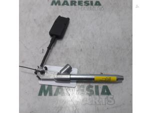 Used Seatbelt tensioner, right Citroen C4 Picasso (UD/UE/UF) 1.6 16V VTi 120 Price € 35,00 Margin scheme offered by Maresia Parts