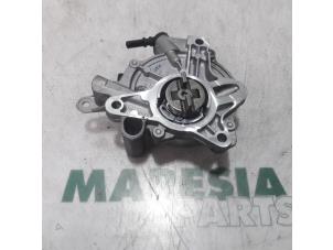 Used Vacuum pump (diesel) Fiat Scudo (270) 2.0 D Multijet Price € 60,00 Margin scheme offered by Maresia Parts