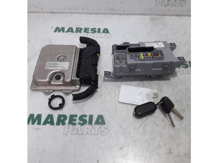 Used Engine management computer Fiat Doblo Cargo (263) 1.3 MJ 16V DPF Euro 5 Price € 272,25 Inclusive VAT offered by Maresia Parts
