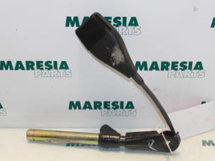 Used Seatbelt tensioner, right Renault Laguna II Grandtour (KG) 1.9 dCi 120 Price € 25,00 Margin scheme offered by Maresia Parts