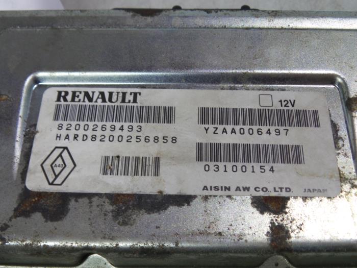 Sterownik skrzyni automatycznej z Renault Espace (JK) 3.0 dCi V6 24V 2003
