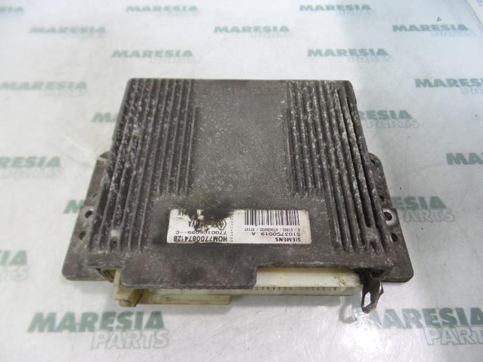 Used Automatic gearbox computer Renault Espace (JE) 3.0i V6 RXT Price € 50,00 Margin scheme offered by Maresia Parts