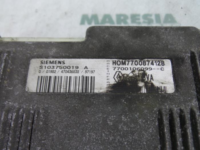 Automatic gearbox computer from a Renault Espace (JE) 3.0i V6 RXT 1997