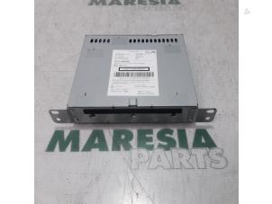 Usagé Radio/Lecteur CD Peugeot 508 SW (8E/8U) 2.0 BlueHDi 180 16V Prix € 367,50 Règlement à la marge proposé par Maresia Parts