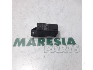 Used Glow plug relay Peugeot 508 SW (8E/8U) 2.0 BlueHDi 180 16V Price € 10,00 Margin scheme offered by Maresia Parts
