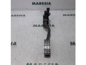 Used Throttle pedal position sensor Alfa Romeo GT (937) 1.9 JTD 16V Multijet Price € 40,00 Margin scheme offered by Maresia Parts