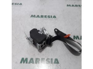 Używane Panel sterowania nagrzewnicy Alfa Romeo GT (937) 1.9 JTD 16V Multijet Cena € 105,00 Procedura marży oferowane przez Maresia Parts