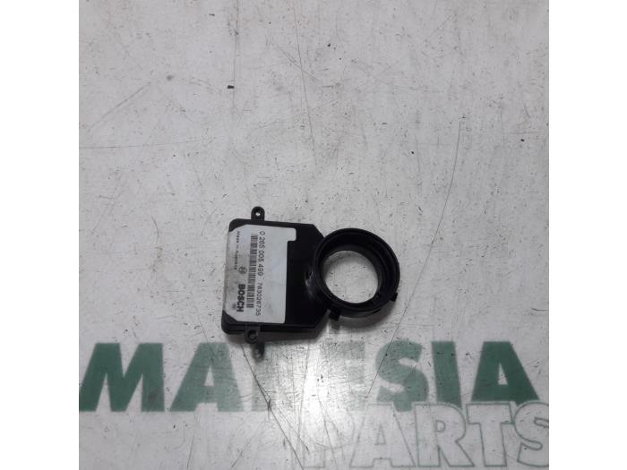 Begagnade Styrvinkelsensor Alfa Romeo GT (937) 1.9 JTD 16V Multijet Pris € 50,00 Marginaltabell erbjuds av Maresia Parts