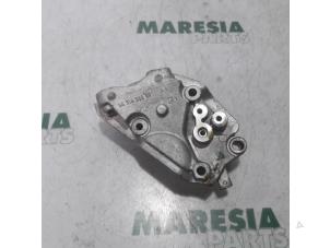 Used Engine mount Peugeot 607 (9D/U) 2.9 V6 24V Price € 60,00 Margin scheme offered by Maresia Parts