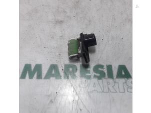 Used Cooling fan resistor Fiat Doblo Cargo (263) 1.4 16V Price € 42,35 Inclusive VAT offered by Maresia Parts