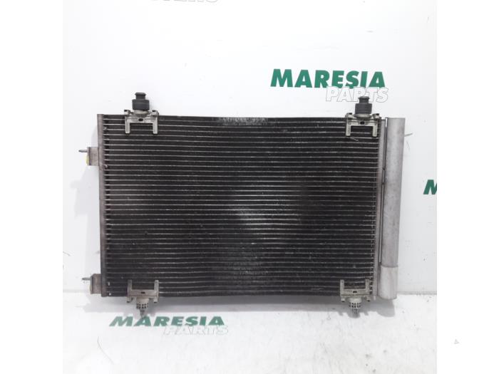Air conditioning condenser from a Peugeot 307 SW (3H) 1.6 16V 2007