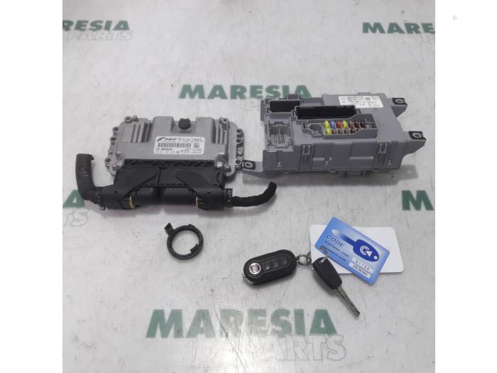 Used Engine management computer Fiat Doblo Cargo (263) 1.4 16V Price € 272,25 Inclusive VAT offered by Maresia Parts