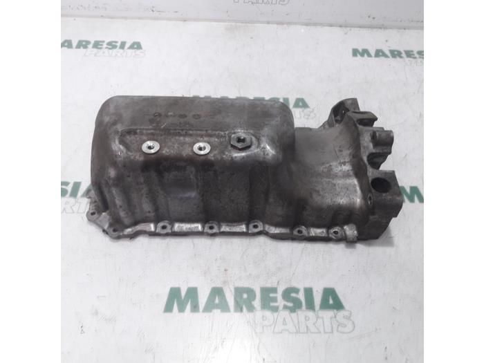 Sump from a Peugeot 207/207+ (WA/WC/WM) 1.6 16V 2006