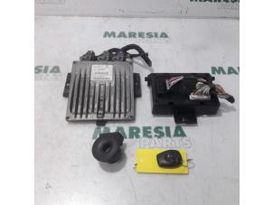 Used Engine management computer Renault Modus/Grand Modus (JP) 1.5 dCi 80 Price € 210,00 Margin scheme offered by Maresia Parts