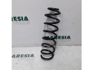 Used Rear coil spring Renault Scénic III (JZ) 1.2 16V TCe 115 Energy Price € 35,00 Margin scheme offered by Maresia Parts