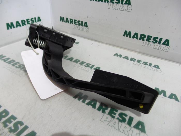 Begagnade Gaspedalsensor Fiat Grande Punto (199) 1.2 Pris € 15,00 Marginaltabell erbjuds av Maresia Parts