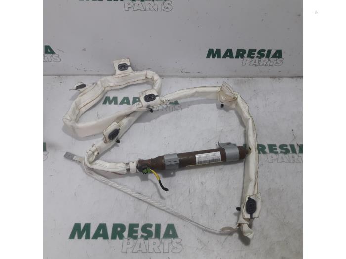 Używane Kurtyna prawa Lancia Delta (844) 1.6 D Multijet 16V 120 Cena € 60,00 Procedura marży oferowane przez Maresia Parts