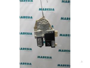 Used Window mechanism 4-door, front left Citroen C8 (EA/EB) 2.0 HDi 16V Price € 50,00 Margin scheme offered by Maresia Parts