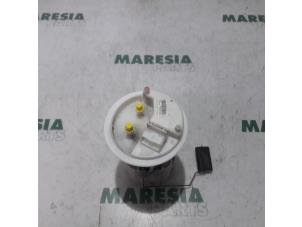 Used Electric fuel pump Lancia Delta (844) 1.6 D Multijet 16V 120 Price € 50,00 Margin scheme offered by Maresia Parts
