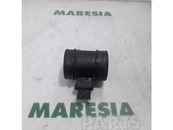 Gebrauchte Luftmengenmesser Lancia Delta (844) 1.6 D Multijet 16V 120 Preis € 75,00 Margenregelung angeboten von Maresia Parts