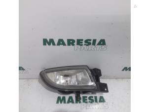 Używane Swiatlo przeciwmgielne prawy przód Lancia Delta (844) 1.6 D Multijet 16V 120 Cena € 25,00 Procedura marży oferowane przez Maresia Parts
