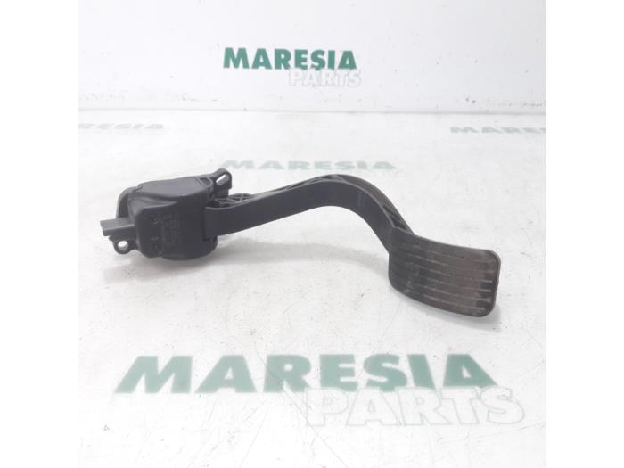 Begagnade Gaspedalsensor Peugeot Partner (GC/GF/GG/GJ/GK) 1.6 HDI 75 16V Pris € 36,30 Inklusive moms erbjuds av Maresia Parts