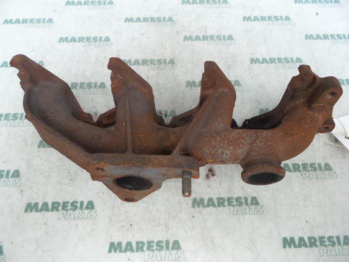 Gebrauchte Abgaskrümmer Renault Grand Scénic II (JM) 1.9 dCi 120 Preis € 50,00 Margenregelung angeboten von Maresia Parts
