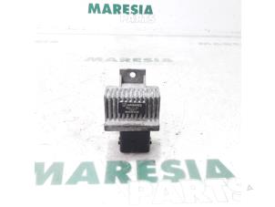 Used Glow plug relay Citroen C3 Picasso (SH) 1.6 HDi 16V 90 Price € 25,00 Margin scheme offered by Maresia Parts