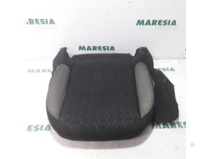 Usados Tapizado asiento derecha Citroen C3 Picasso (SH) 1.6 HDi 16V 90 Precio € 75,00 Norma de margen ofrecido por Maresia Parts