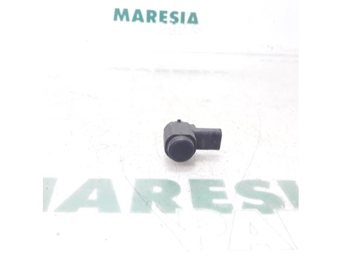 Usados Sensor PDC Renault Megane II (BM/CM) 1.6 16V Precio € 25,00 Norma de margen ofrecido por Maresia Parts