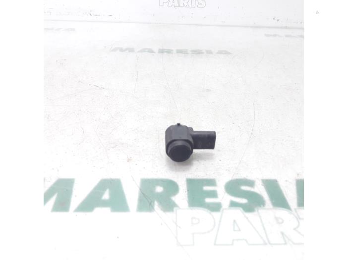 Usados Sensor PDC Renault Megane II (BM/CM) 1.6 16V Precio € 25,00 Norma de margen ofrecido por Maresia Parts