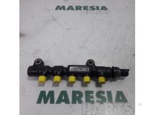 Used Fuel injector nozzle Peugeot 207/207+ (WA/WC/WM) 1.4 HDi Price € 30,00 Margin scheme offered by Maresia Parts