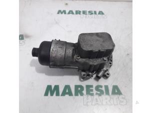Usados Soporte de filtro de aceite Peugeot 207/207+ (WA/WC/WM) 1.4 HDi Precio € 45,00 Norma de margen ofrecido por Maresia Parts