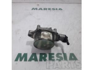 Używane Pompa prózniowa (Diesel) Peugeot 207/207+ (WA/WC/WM) 1.4 HDi Cena € 50,00 Procedura marży oferowane przez Maresia Parts