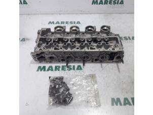 Used Cylinder head Peugeot 207/207+ (WA/WC/WM) 1.4 HDi Price € 210,00 Margin scheme offered by Maresia Parts