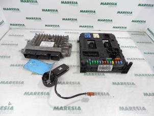 Used Engine management computer Peugeot 307 CC (3B) 2.0 HDIF 16V Price € 210,00 Margin scheme offered by Maresia Parts