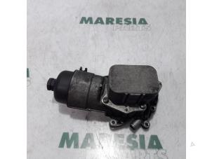 Used Oil filter holder Citroen C4 Berline (LC) 1.6 HDi 16V Price € 60,00 Margin scheme offered by Maresia Parts