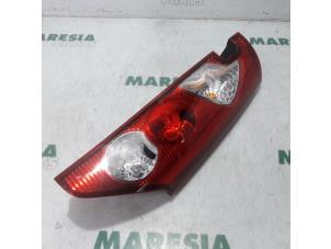 Used Taillight, right Renault Kangoo Express (FW) 1.5 dCi 90 FAP Price € 50,00 Margin scheme offered by Maresia Parts