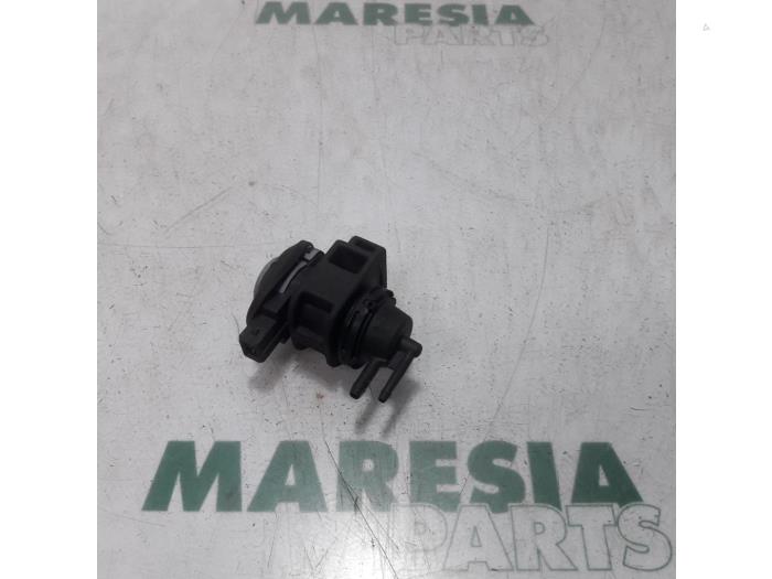 Usagé Régulateur pression turbo Renault Kangoo Express (FW) 1.5 dCi 90 FAP Prix € 50,00 Règlement à la marge proposé par Maresia Parts