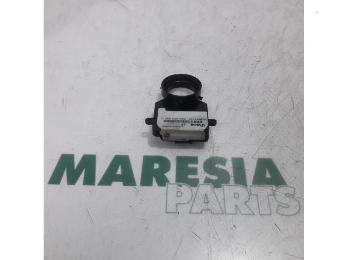Begagnade Styrvinkelsensor Alfa Romeo GT (937) 1.9 JTD 16V Multijet Pris € 50,00 Marginaltabell erbjuds av Maresia Parts