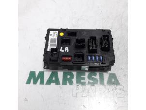 Used Towbar module Peugeot 407 (6D) 1.8 16V Price € 50,00 Margin scheme offered by Maresia Parts