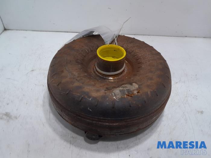 Automatic torque converter from a Renault Clio II (BB/CB) 1.4 2000