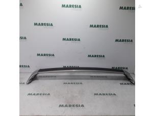 Used Roof rack kit Renault Espace (JK) 2.0 dCi 16V 150 FAP Price € 75,00 Margin scheme offered by Maresia Parts