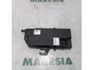 Używane Sterownik nagrzewnicy Renault Espace (JK) 2.0 dCi 16V 150 FAP Cena € 105,00 Procedura marży oferowane przez Maresia Parts