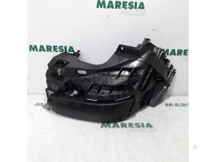 Used Front bumper frame Renault Trafic New (FL) 2.0 dCi 16V 90 Price € 30,25 Inclusive VAT offered by Maresia Parts