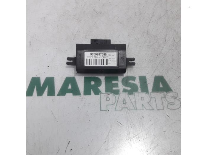 Usagé Ordinateur divers Citroen C4 Picasso (3D/3E) 1.6 e-HDi 115 Prix € 40,00 Règlement à la marge proposé par Maresia Parts