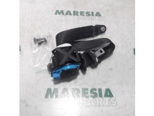 Used Rear seatbelt, left Citroen C4 Picasso (3D/3E) 1.6 e-HDi 115 Price € 40,00 Margin scheme offered by Maresia Parts