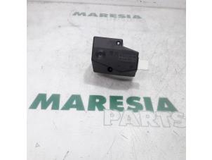 Used Electronic ignition key Citroen C4 Picasso (3D/3E) 1.6 e-HDi 115 Price € 157,50 Margin scheme offered by Maresia Parts